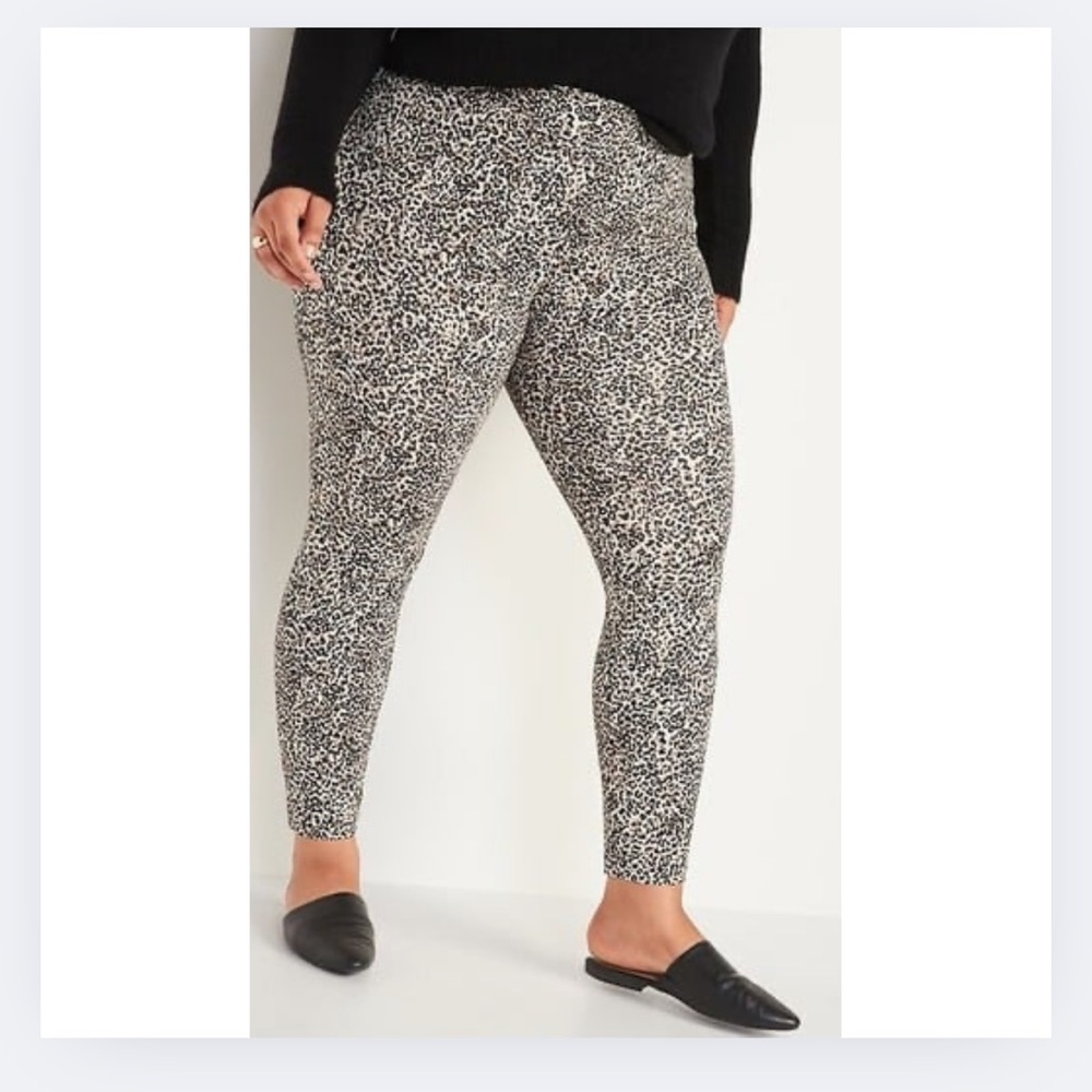 Old Navy Leopard Print Leggings